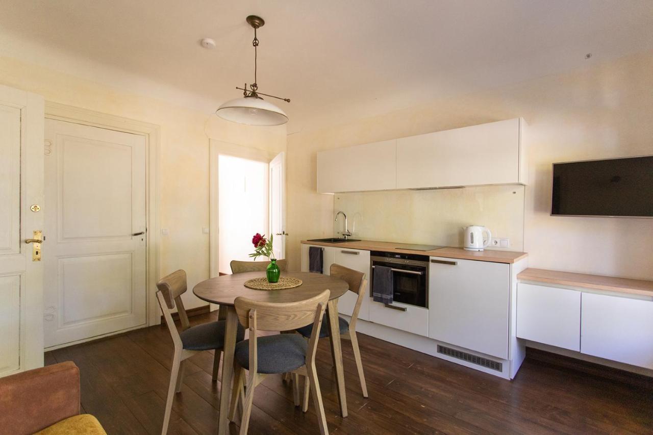 Allee Apartments Κουρεσάαρε Εξωτερικό φωτογραφία