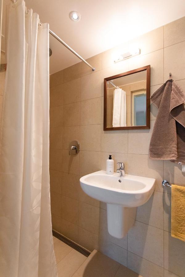 Allee Apartments Κουρεσάαρε Εξωτερικό φωτογραφία