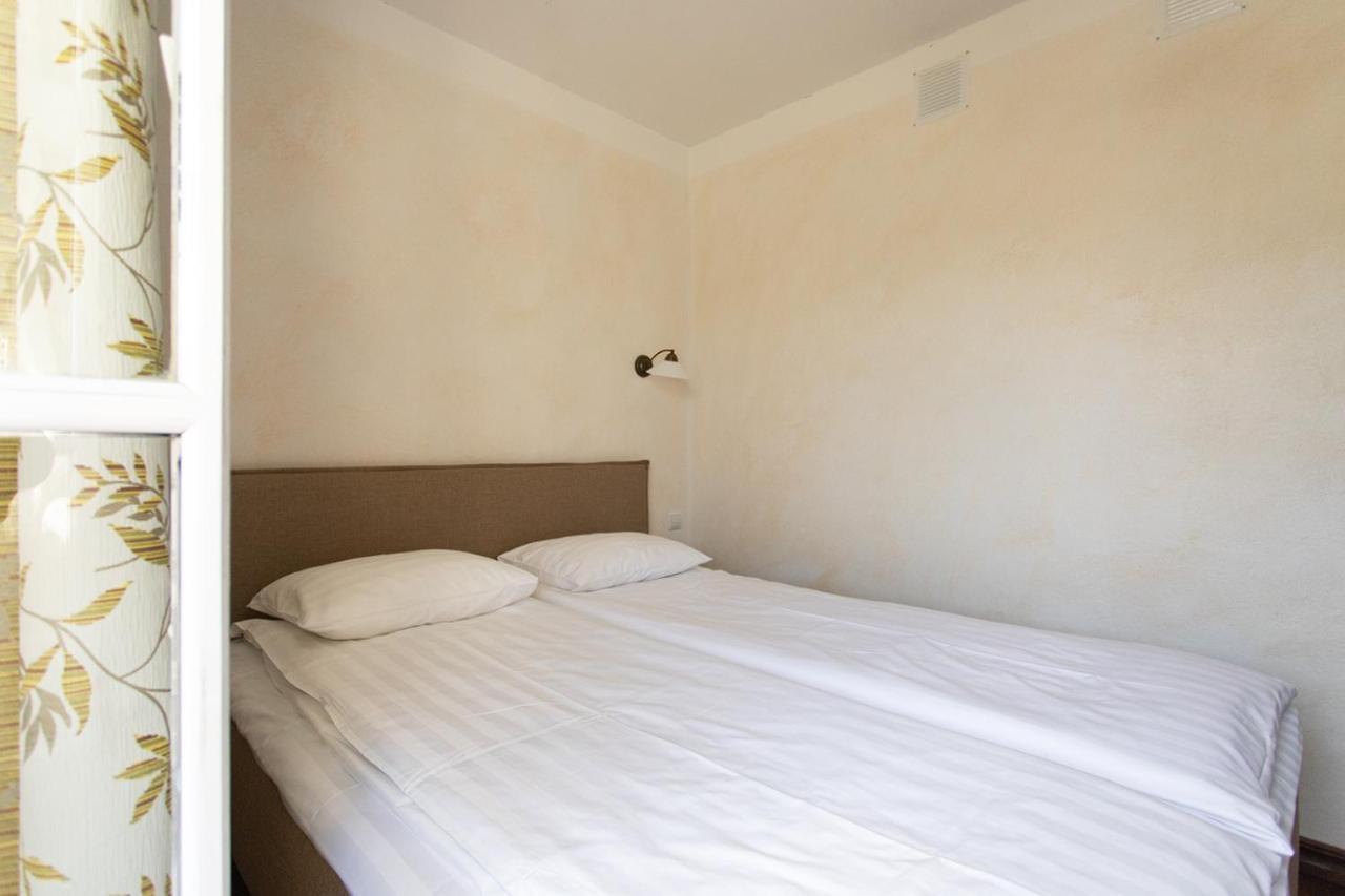 Allee Apartments Κουρεσάαρε Εξωτερικό φωτογραφία