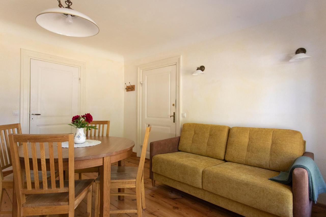 Allee Apartments Κουρεσάαρε Εξωτερικό φωτογραφία