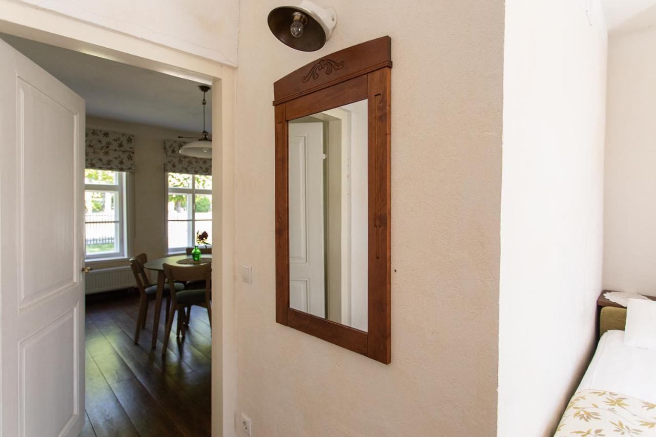 Allee Apartments Κουρεσάαρε Εξωτερικό φωτογραφία