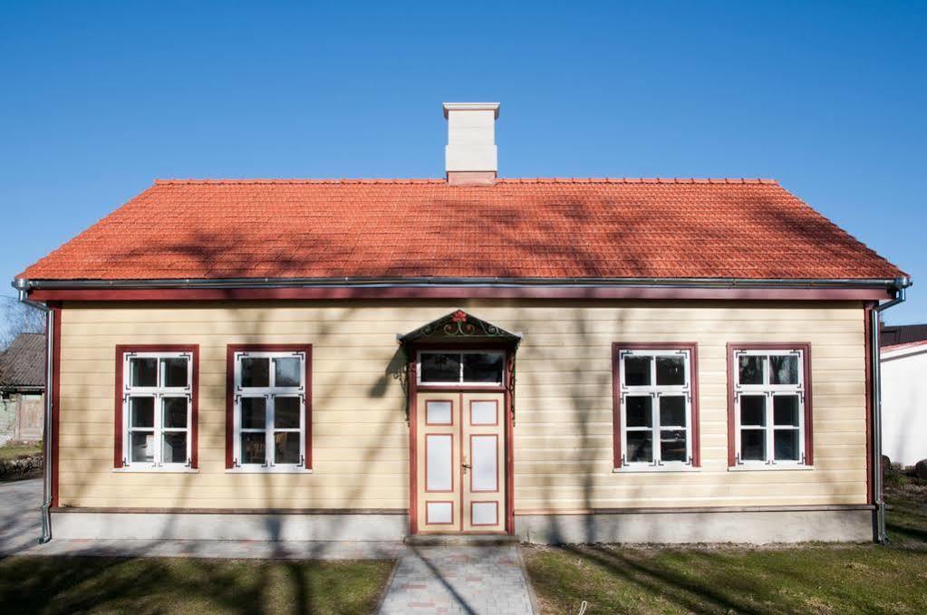 Allee Apartments Κουρεσάαρε Εξωτερικό φωτογραφία
